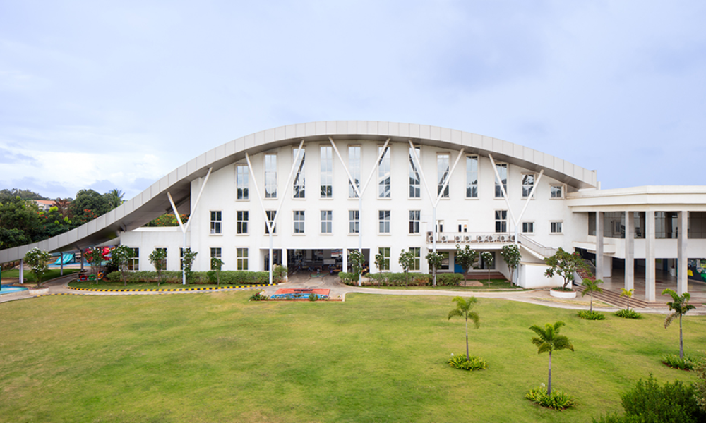Oakridge International School