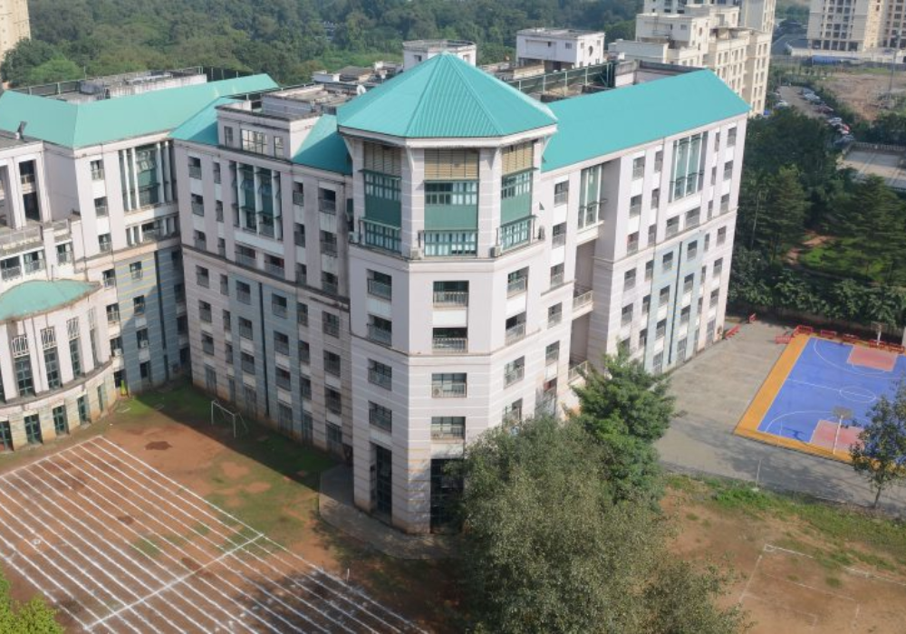 Hiranandani Foundation School