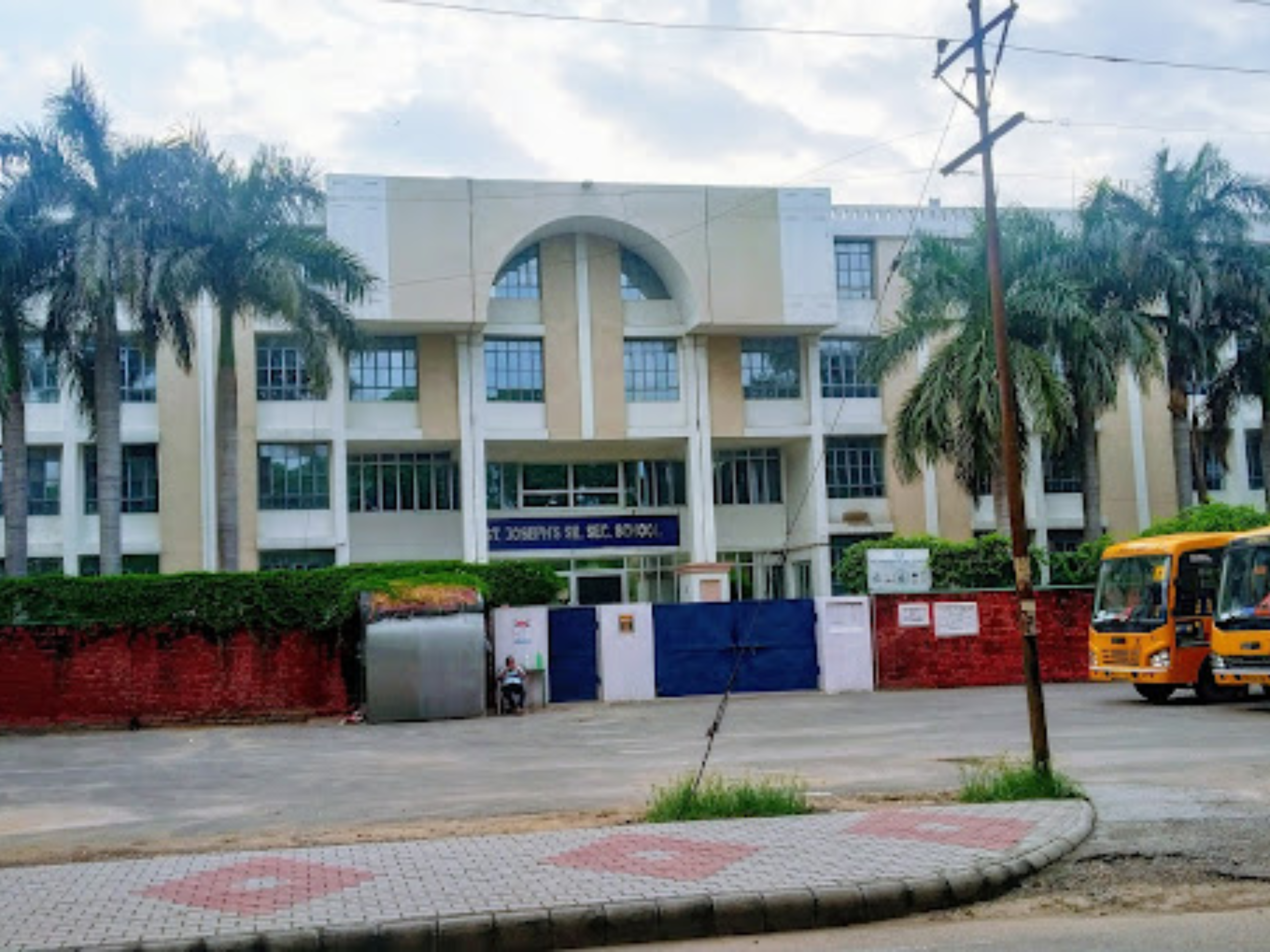 St Joseph's Senior Secondary School 