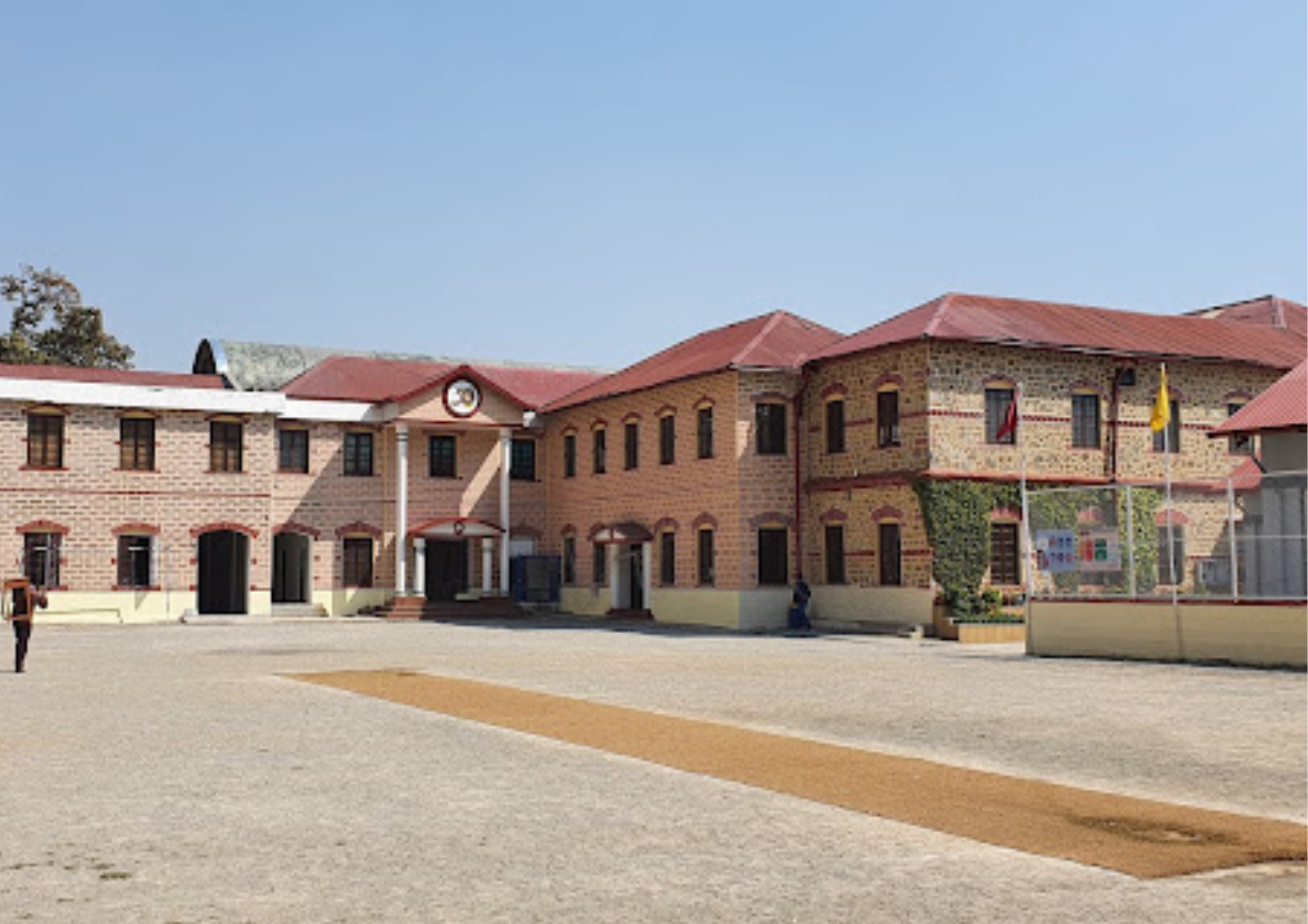 4. Guru Nanak Fifth Centenary School