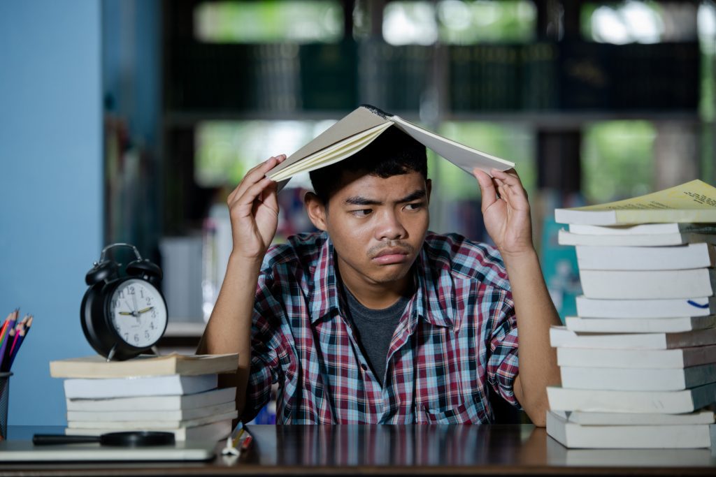 Common Mistakes Students Make While Studying